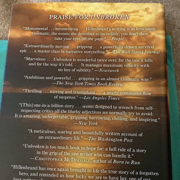 UNBROKEN A World War 2 Story of Survival, Resilience and Redemption Hillenbrand - Picture 3 of 6